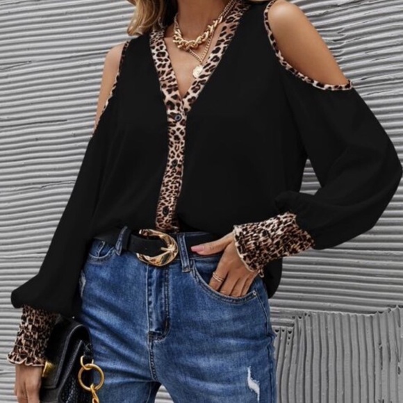 Boho black leopard print button cold shoulder blouse - Picture 2 of 8